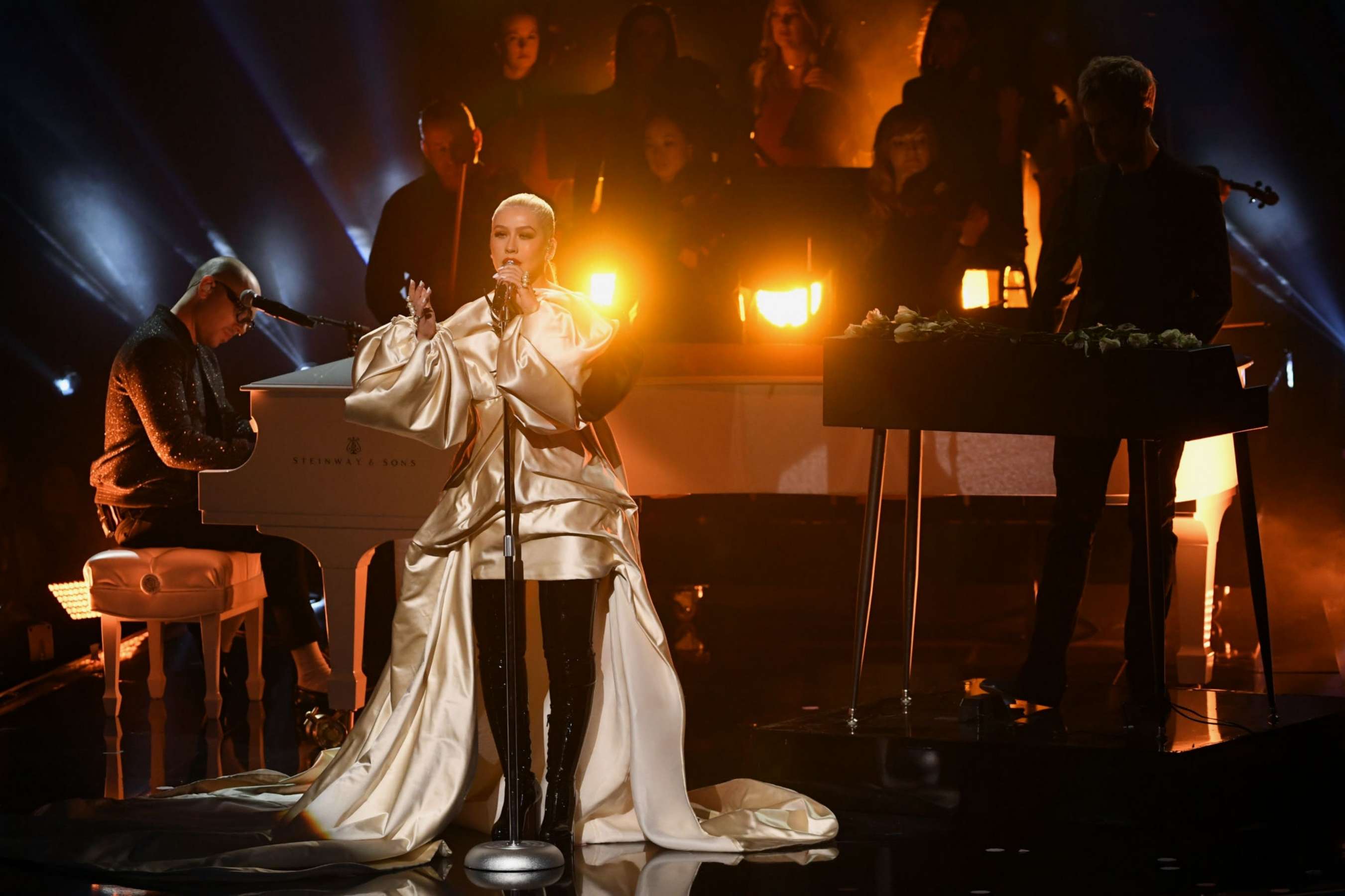 Christina_Aguilera_-_Performs_at_2019_American_Music_Awards_at_Microsoft_Theater_on_November_242C_2019-04.jpg