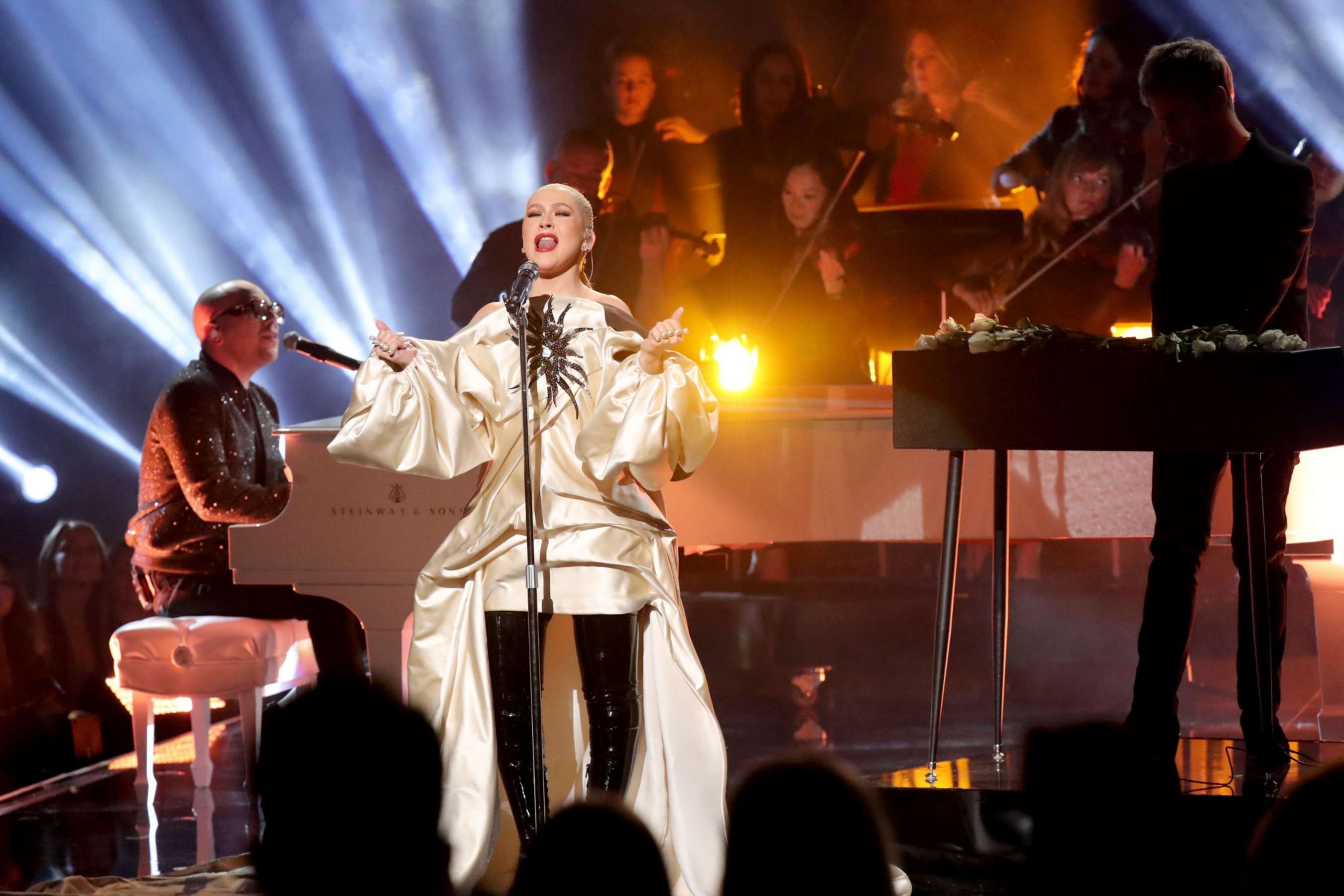 Christina_Aguilera_-_Performs_at_2019_American_Music_Awards_at_Microsoft_Theater_on_November_242C_2019-17.jpg