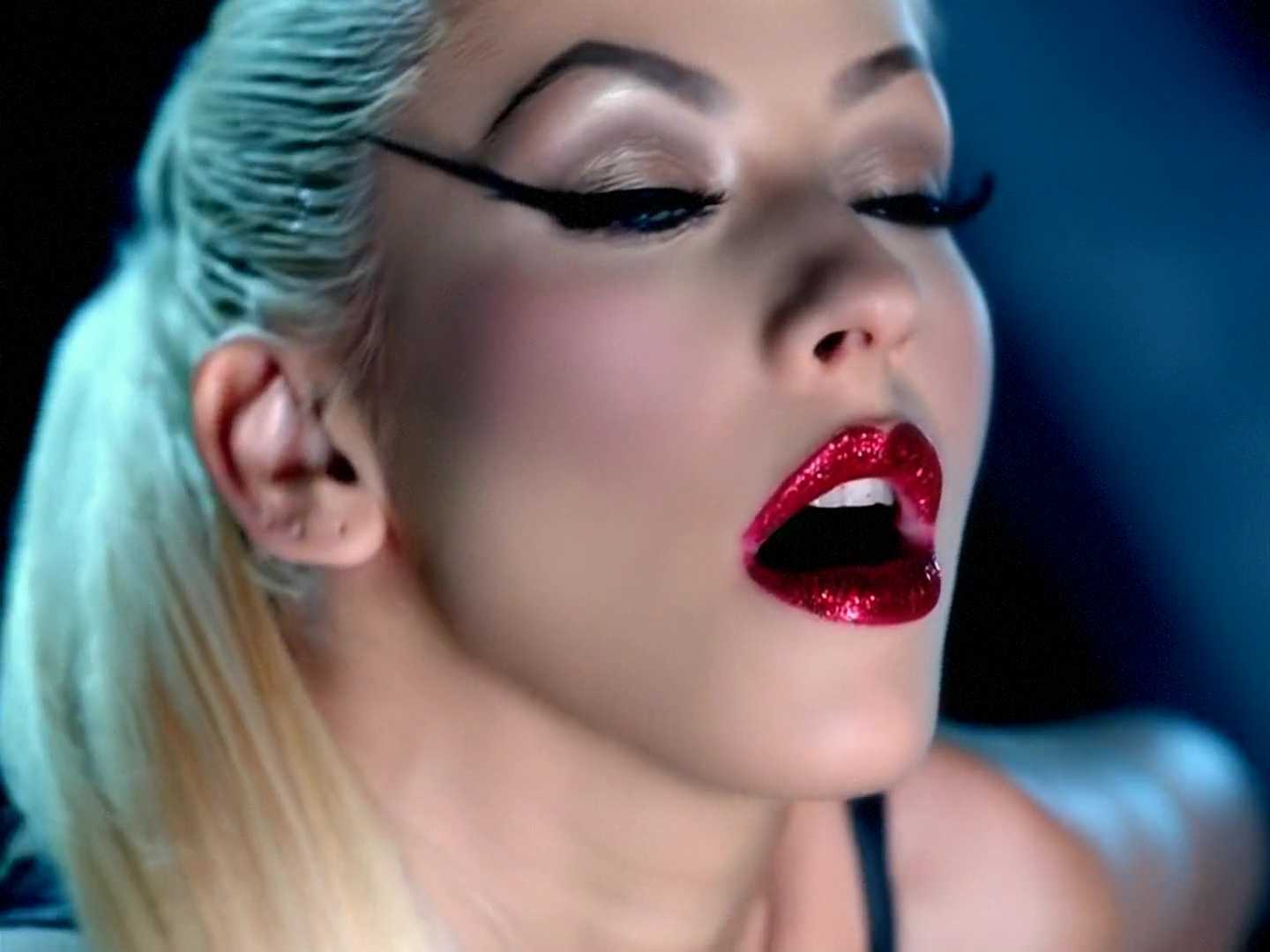 Music_Video_-_Not_myself_tonight-51.jpg