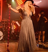 Apollo_in_the_Hamptons_2015_Peforming12.jpg