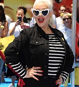Christina_Aguilera_-__Emoji__Premiere_in_Los_Angeles_on_July_23-71.jpg
