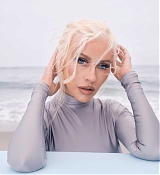 Glamour_2024_01.jpg