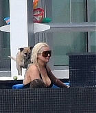 In_Miami_-_February_12_02.jpg
