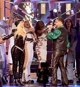 Latin_Grammy_Performance31.jpg